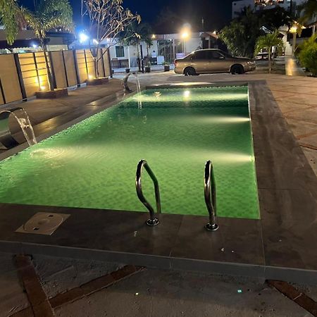 Dhania Cenang Beach Motel Pantai Cenang  Exterior photo